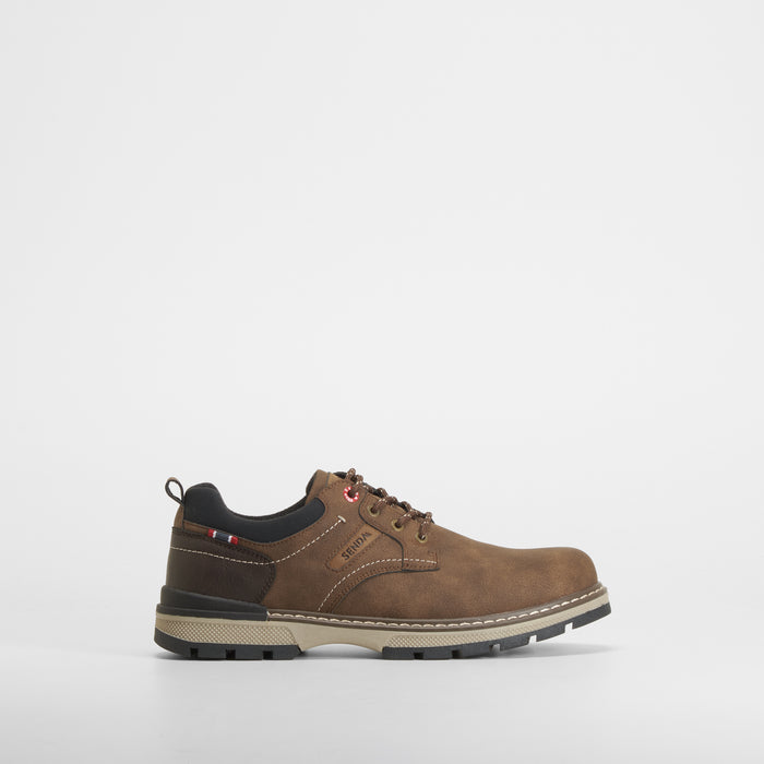 Zapato blucher cordรณn dentado marrรณn SENDA ROAD
