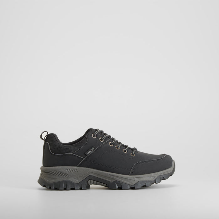 Zapatilla deportiva trekking negra UDOK