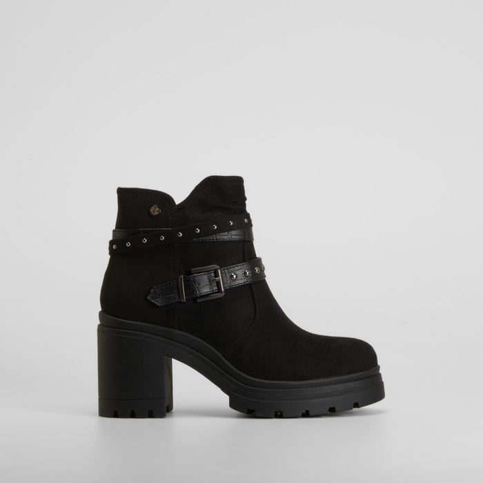 Botรญn tacรณn track straps negro NYC
