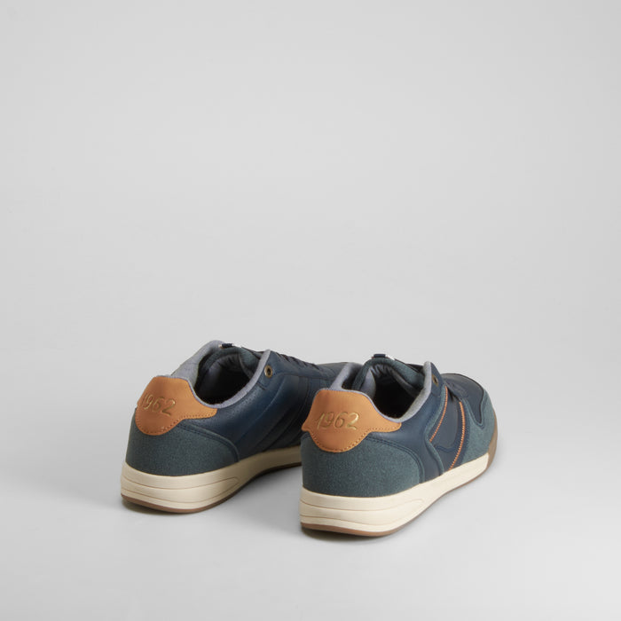 Zapatilla azul marino suela blanca LOIS
