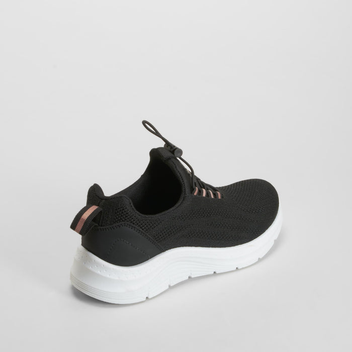 Zapatilla deportiva con elásticos negra UTWO