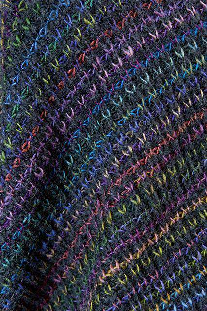 226-34_02 Pillow Lang Yarns Malou Light/Mille Colori Baby by LANGYARNS SWITZERLAND-Patterns-Berroco-Alpaca Direct