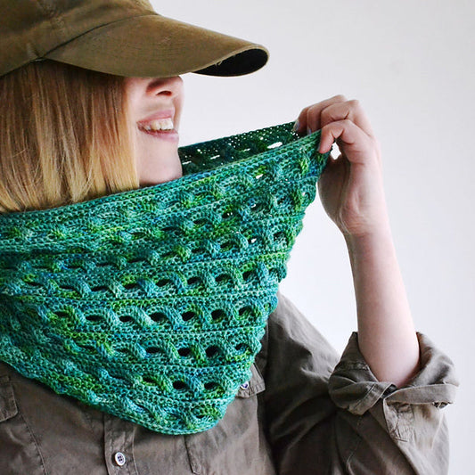 Adventurer Cowl by Lena Fedotova-Patterns-Lena Fedotova-Alpaca Direct