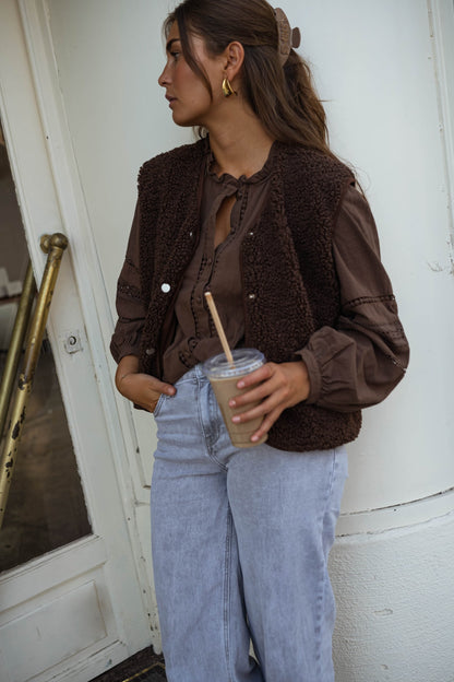 Brown Taoh Vest