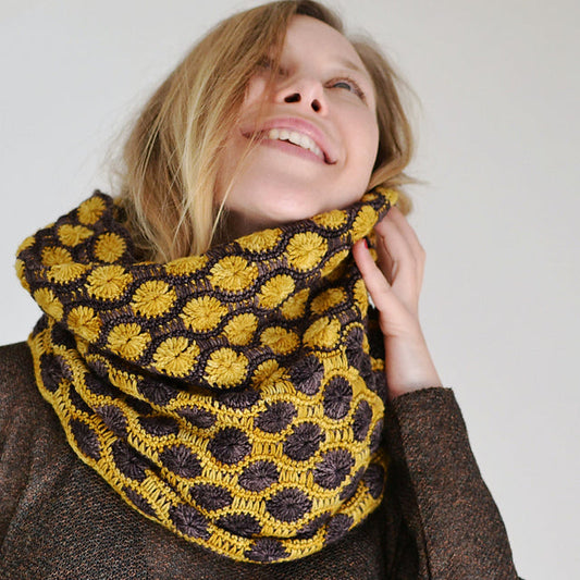 Giraffic Day Cowl by Lena Fedotova-Patterns-Lena Fedotova-Alpaca Direct