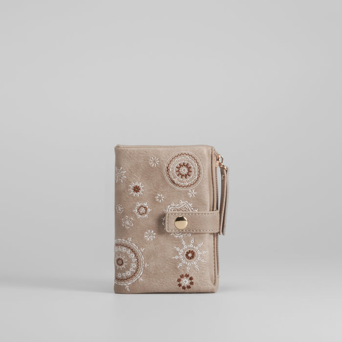 Monedero mandalas bordados camel SENDA ROAD