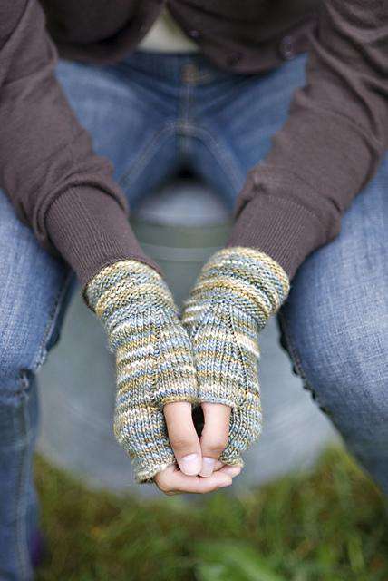 Welted Fingerless Gloves by Churchmouse Yarns and Teas-Patterns-Churchmouse Yarns-Alpaca Direct